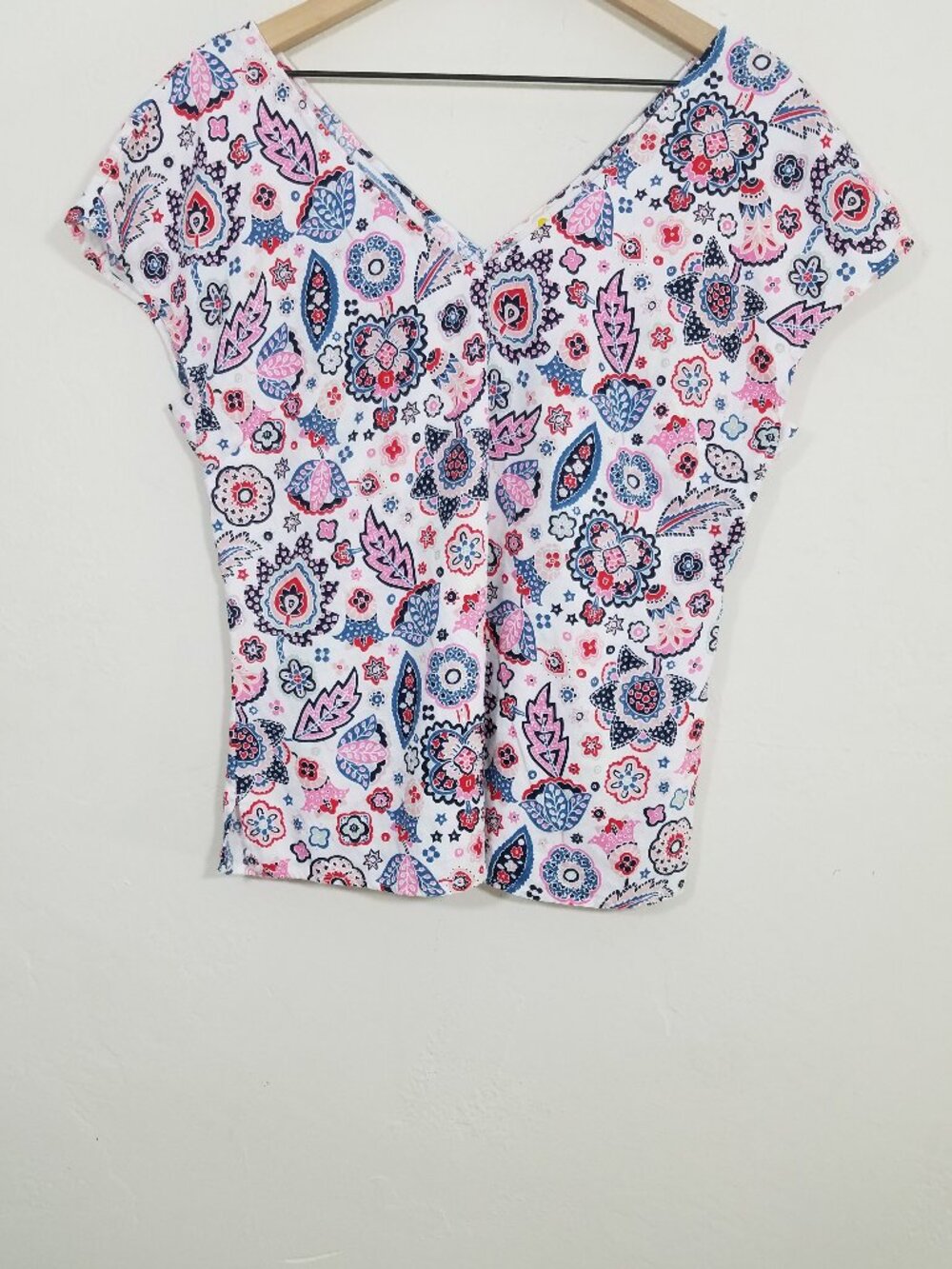 Boden 100% Linen V-Neck Top Blouse Floral Print Size 8